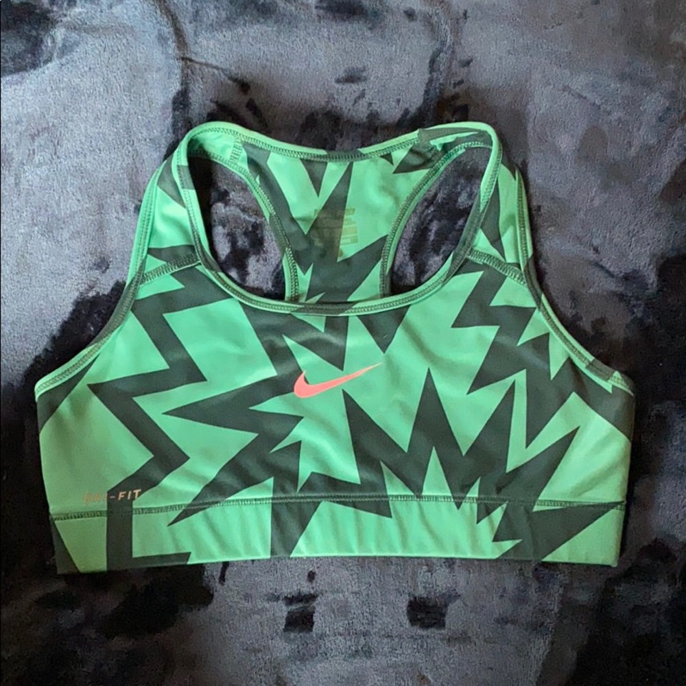 nike sports bra